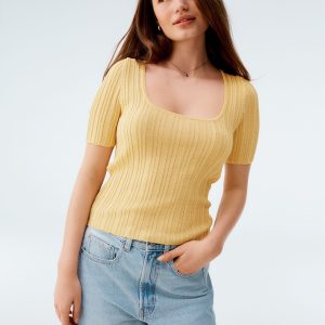 FOSSE3560 Yellow Fine Knit Ribbed Scoop Neck T-Shirt