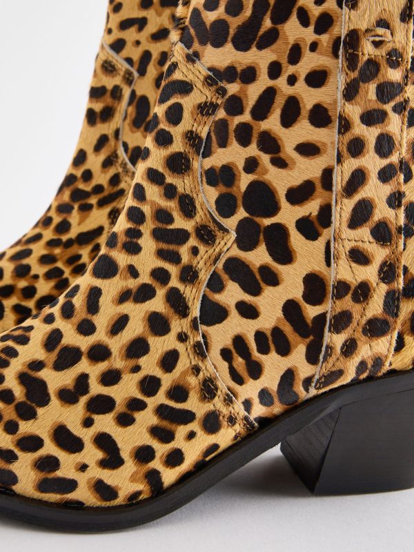 FOSSE3591 Print Standard/Wide Leather Ankle Cowboy Boots - Image 11